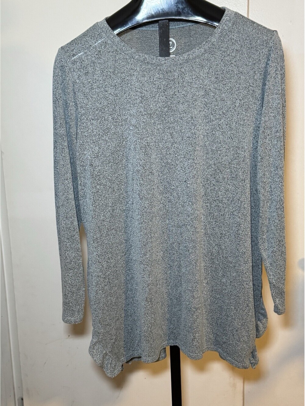 Maurices Medium Gray Women's Stretchy Long Sleeve Top Shirt Size 1 Xl 18/20